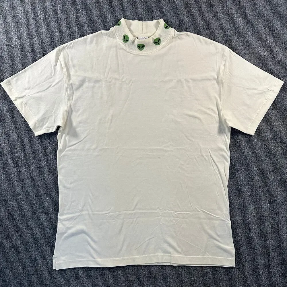 Urban Outfitters Men's Alien Mock Neck T-Shirt Unisex Unique Y2K Festival Top S - Picture 2 of 8